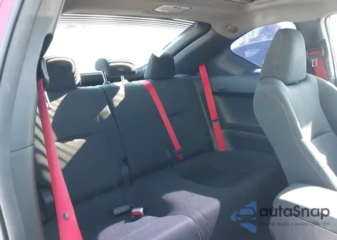 2016 Scion Tc Release Series 10.0 из США, поврежденный, VIN JTKJF5C72GJ025696